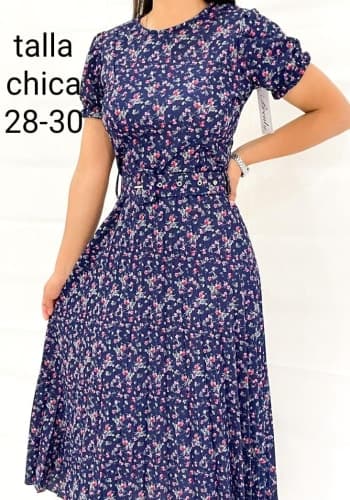 Vestido  largo color Morado talla Chica  estilo Tableado