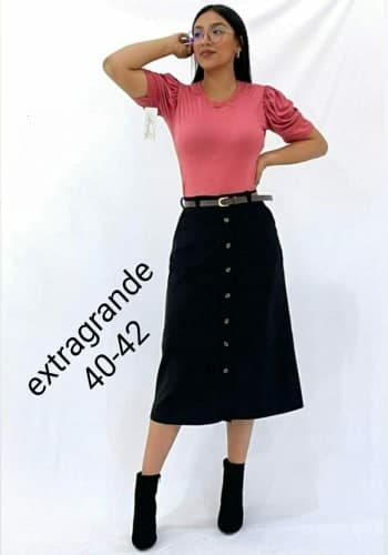 Falda larga color Negro talla Extragrande  estilo Recto