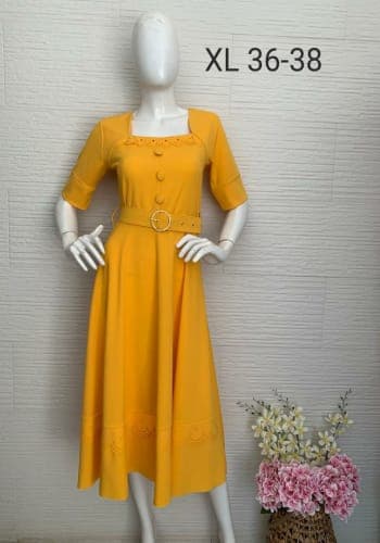 Vestido  largo color Amarillo  talla Extragrande  estilo Línea A 