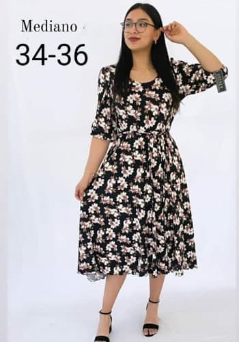 Vestido  largo color Negro talla Mediano estilo Circular