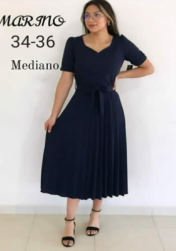 Vestido  largo color Marino talla Mediano estilo Tableado