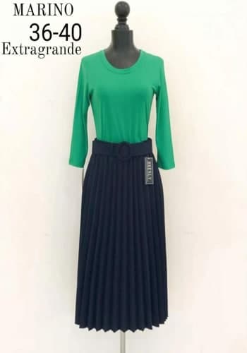 Falda larga color Marino talla Extragrande  estilo Tableada