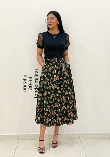 Falda larga color Verde militar  talla Unitalla estilo Circular