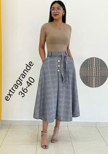 Falda larga color Gris talla Extragrande  estilo Circular