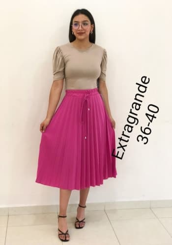 Falda larga color Fiusha  talla Extragrande  estilo Tableada