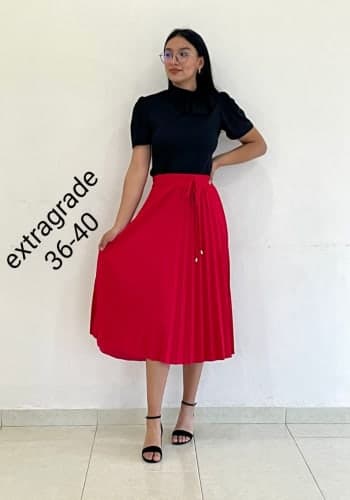 Falda larga color Rojo talla Extragrande  estilo Tableada