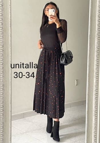 Falda larga color Negro talla Unitalla estilo Tableada