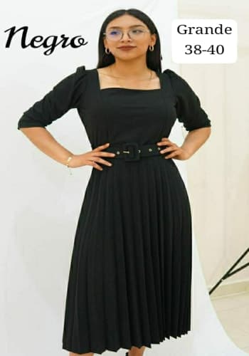 Vestido  largo color Negro talla Grande  estilo Tableado