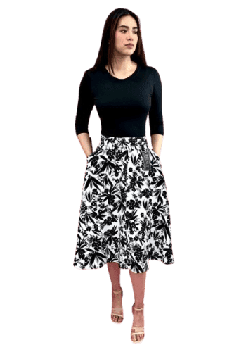 Falda larga color Negro talla Extragrande  estilo Circular