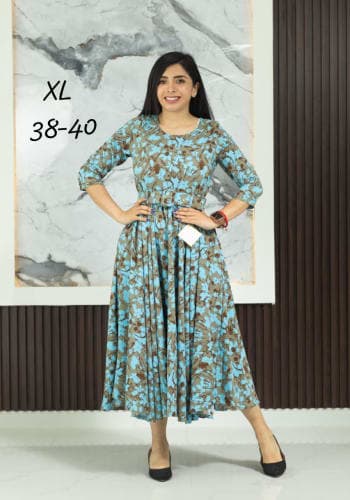 Vestido  largo color Azul cielo talla Extragrande  estilo Circular