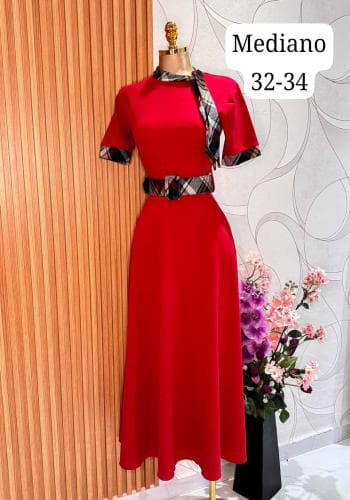 Vestido  largo color Rojo talla Mediano estilo Línea A