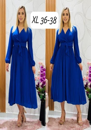 Vestido  largo color Azul rey talla Grande  estilo Plizado 